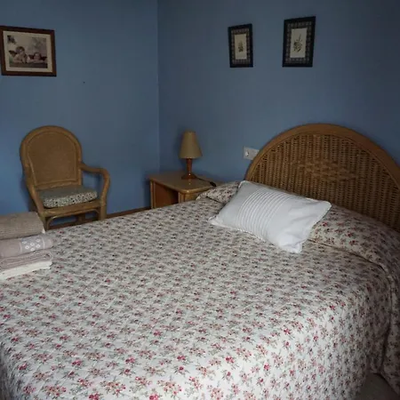 Casa Rural Moradiellos Country house *